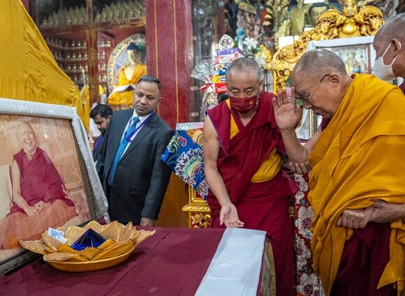 Dalai Lama Pilgrimage to the Mahabodhi Temple