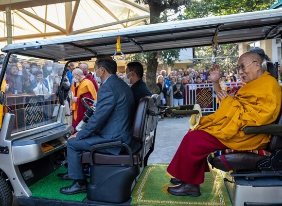 Dalai Lama Teachings for Taiwanese 2023 – Third Day